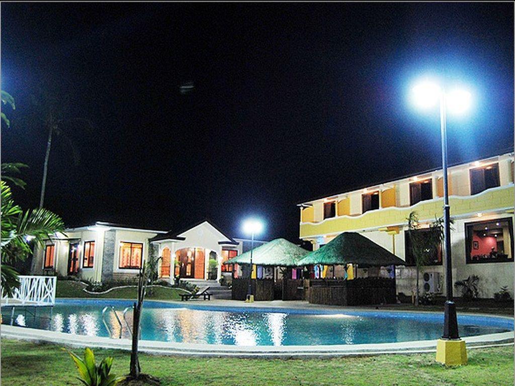 Phil Oasis Hotel & Resort Silang Exteriör bild